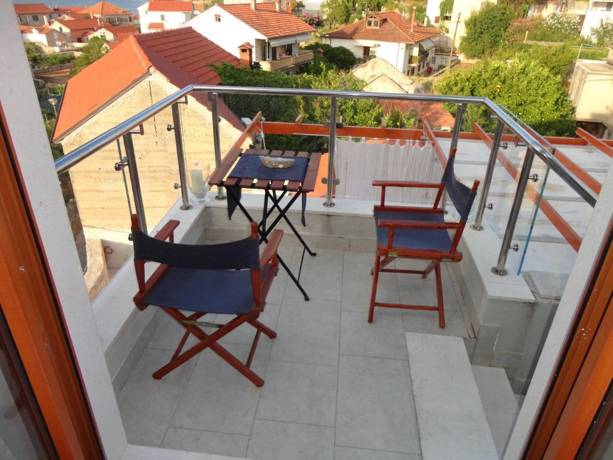 Apartment Gliha Jelsa  Eksteriør billede