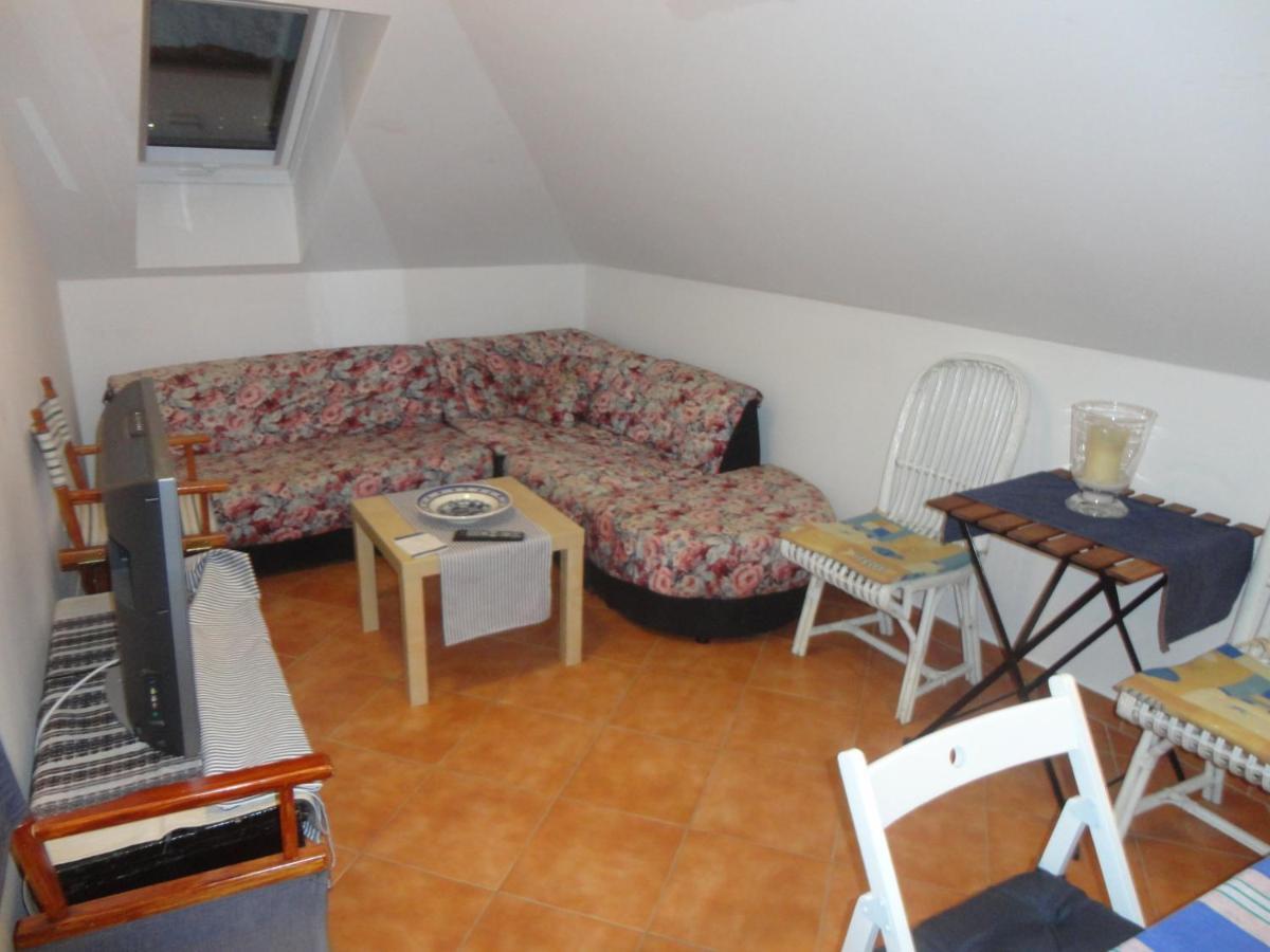Apartment Gliha Jelsa  Eksteriør billede